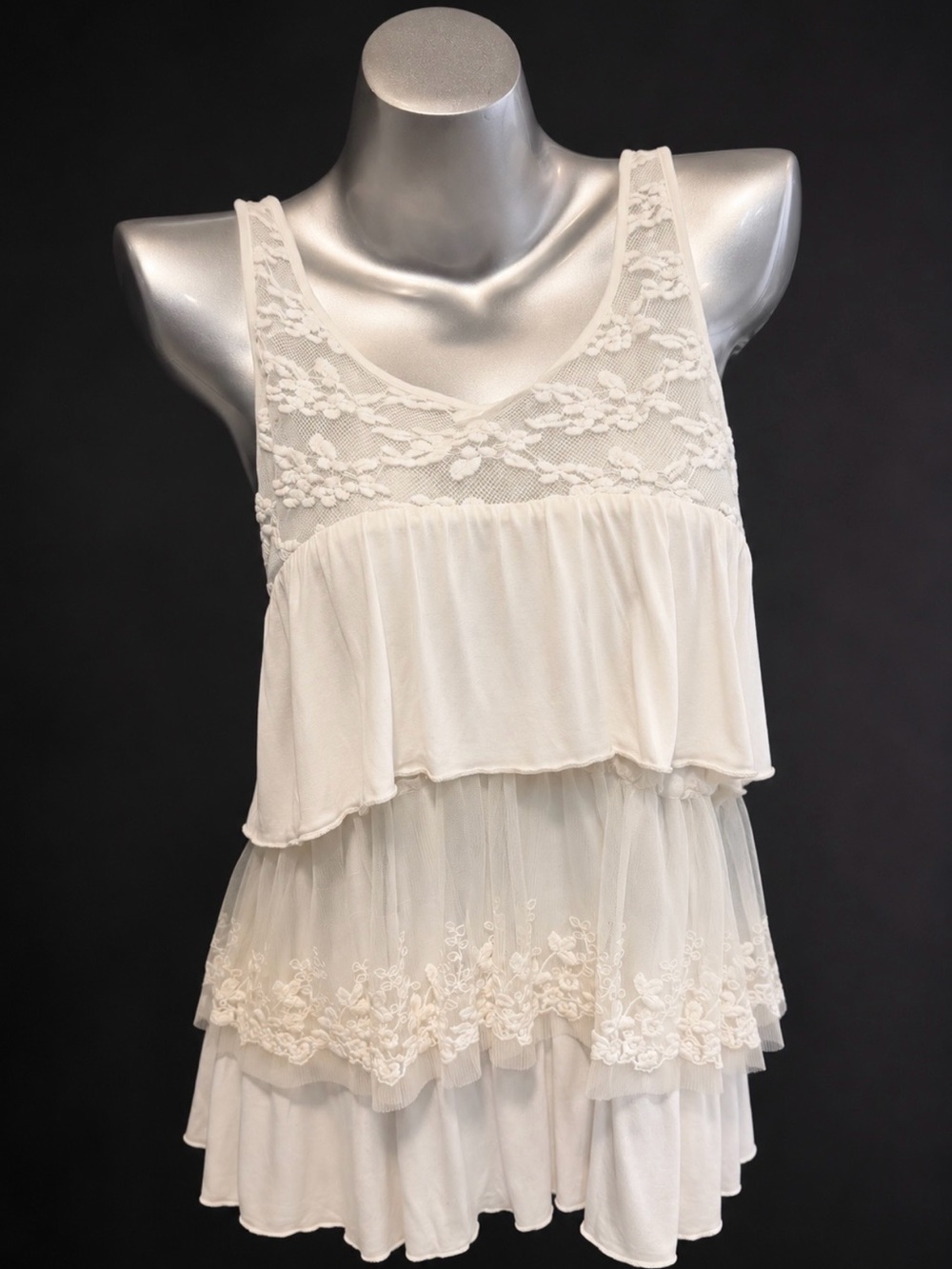 American Eagle ruffle tiered tank top floral mesh lace white fairycore fairy y2k